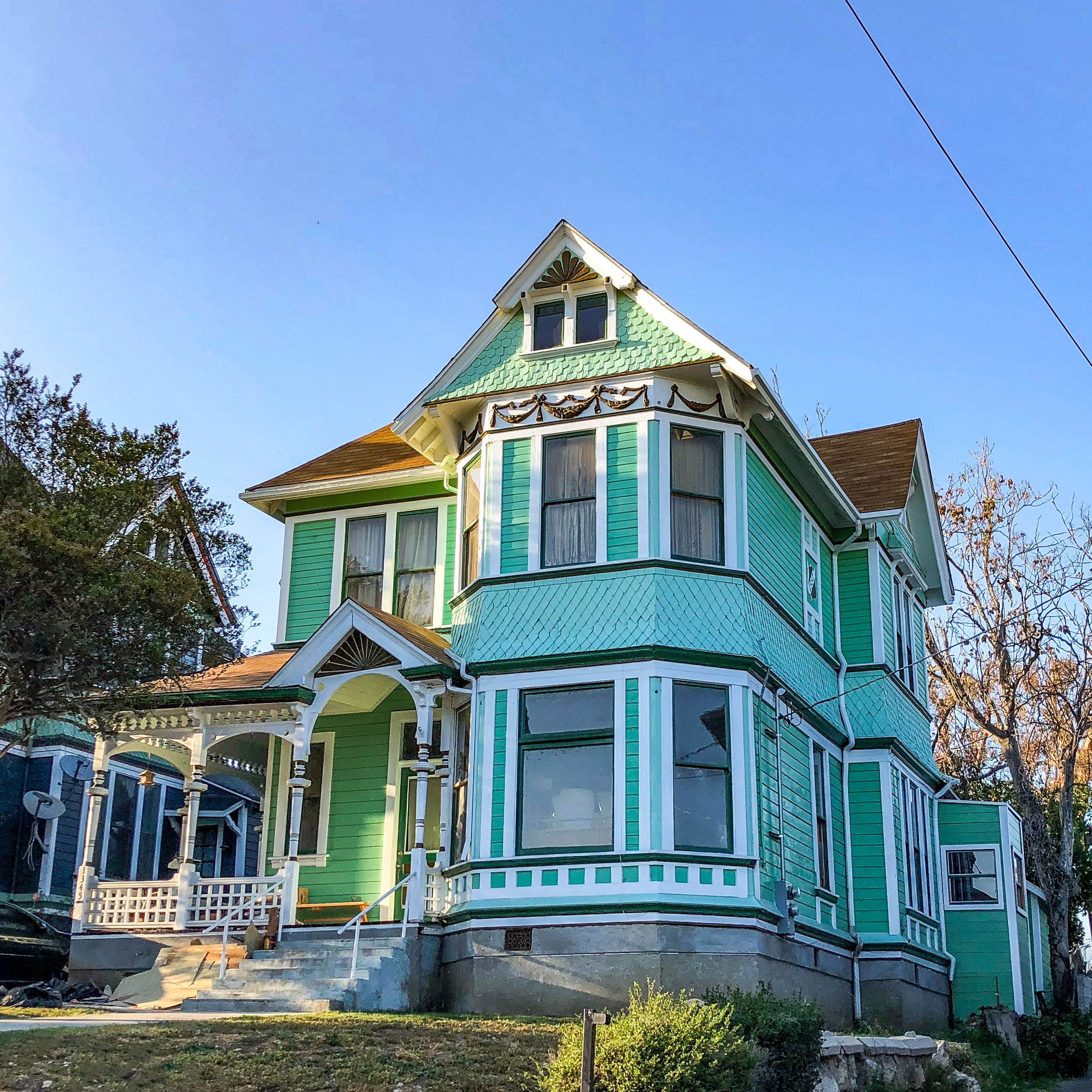 Angelino Heights Los Angeles California HilaryStyle